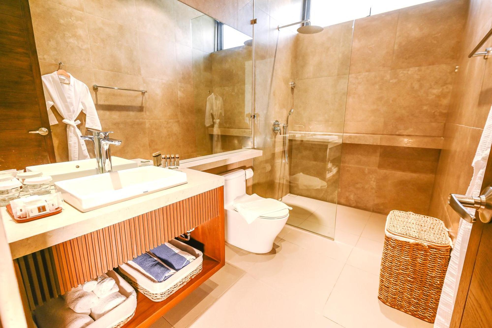 Tana Beach Villas Lian Exterior photo