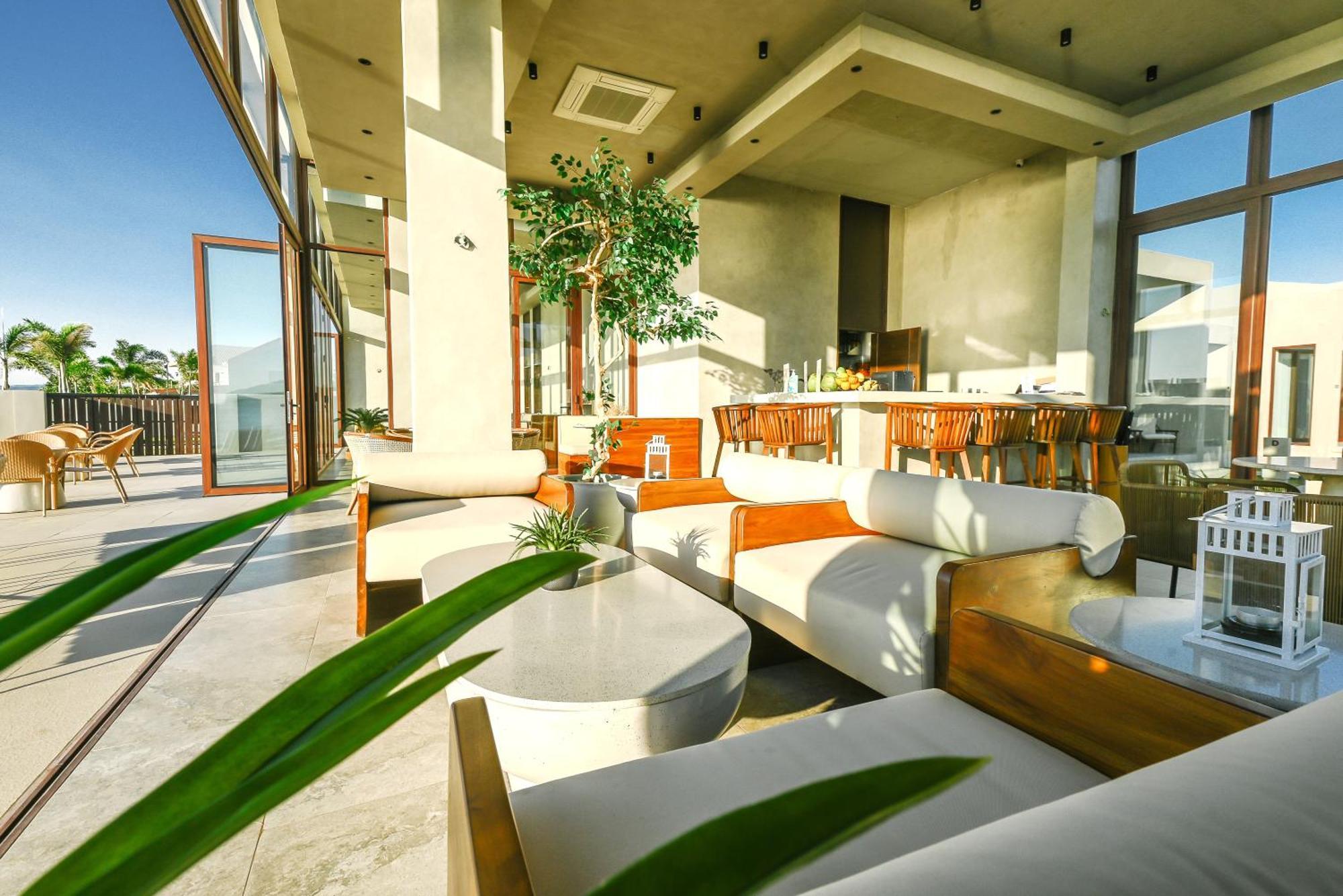 Tana Beach Villas Lian Exterior photo